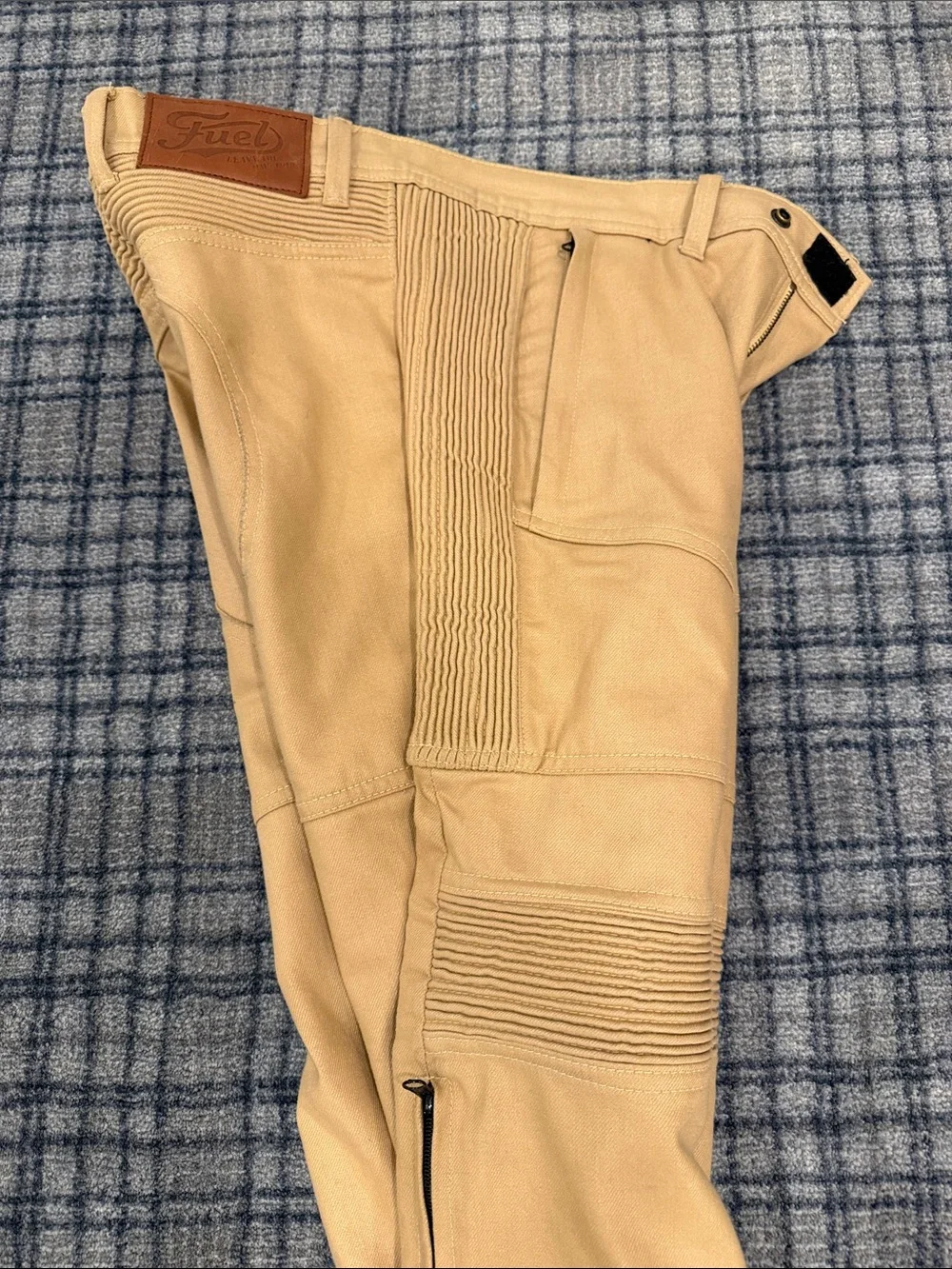 Fuel durable tan